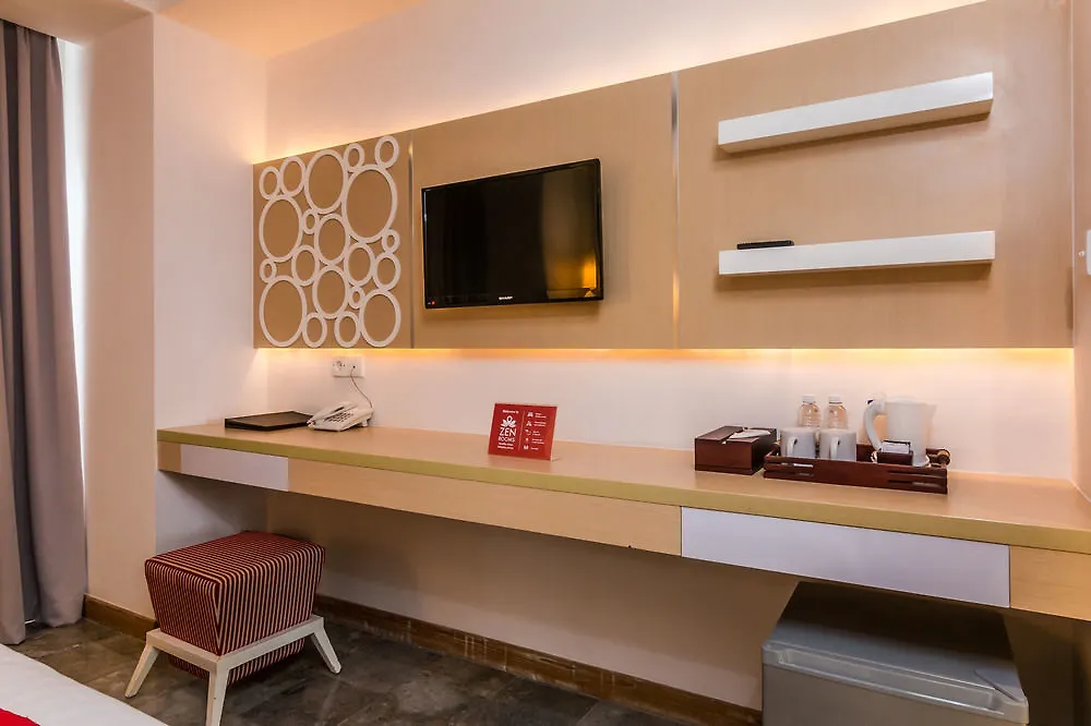 Zenrooms Seminyak Cendrawasih סמיניאק