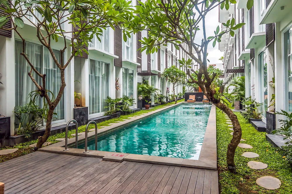 Zenrooms Seminyak Cendrawasih 3*, סמיניאק